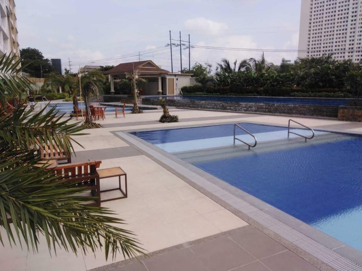 Viera Residence Manila Eksteriør billede