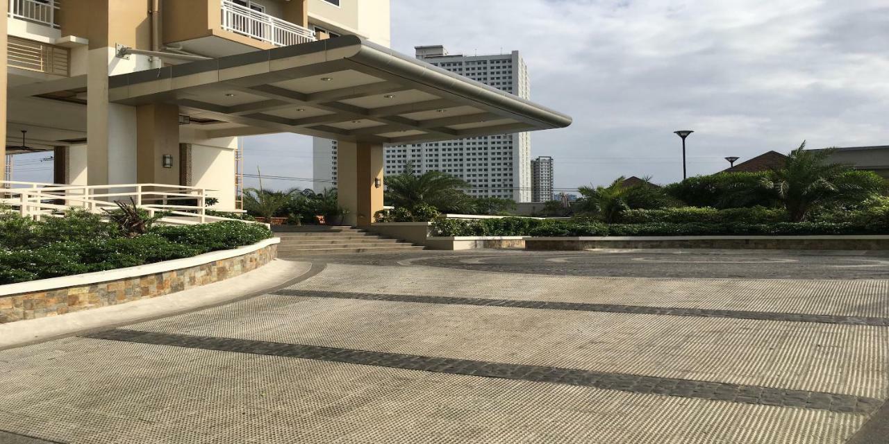 Viera Residence Manila Eksteriør billede